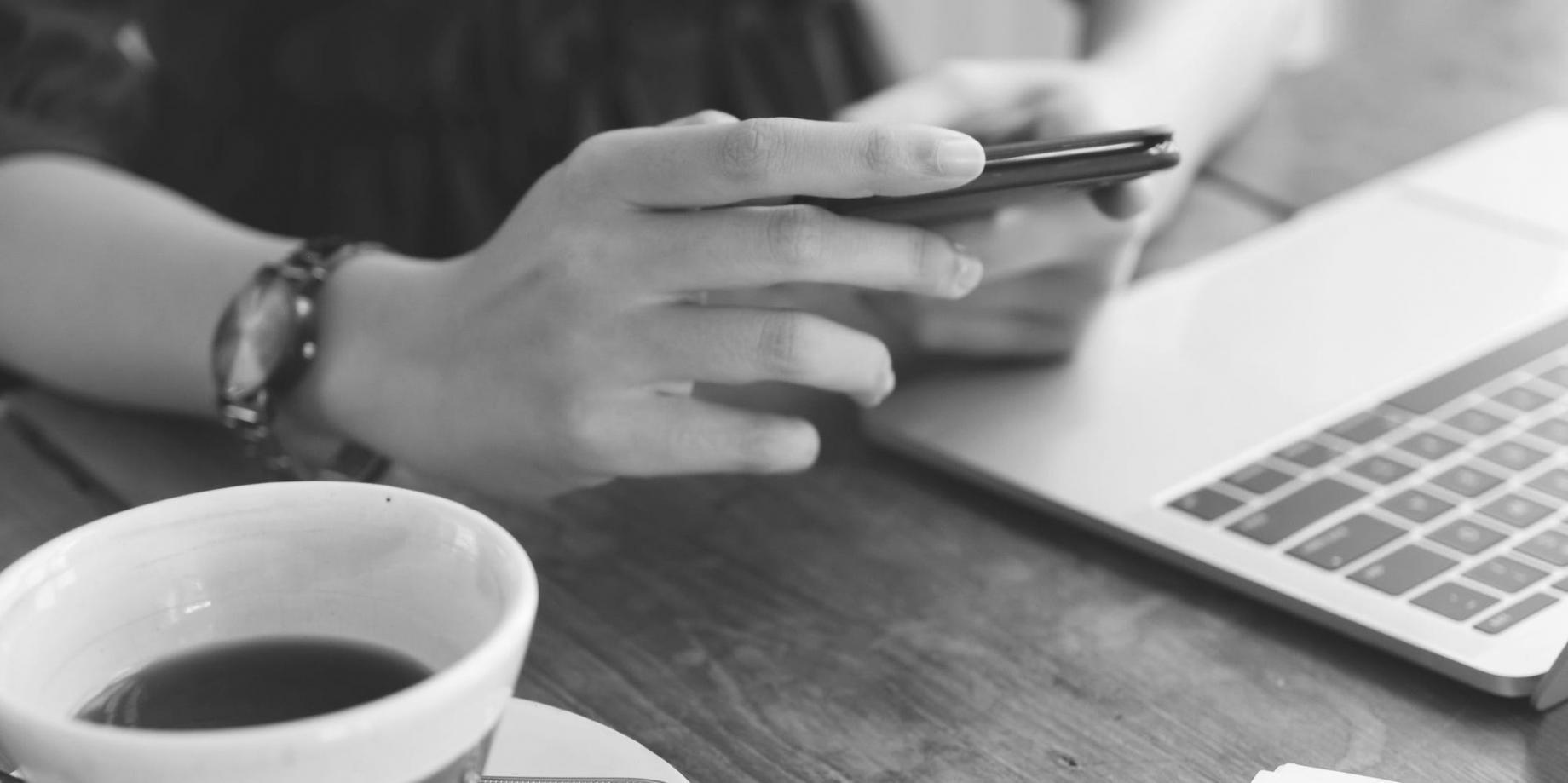 Analyse collaborative de données financières en groupe